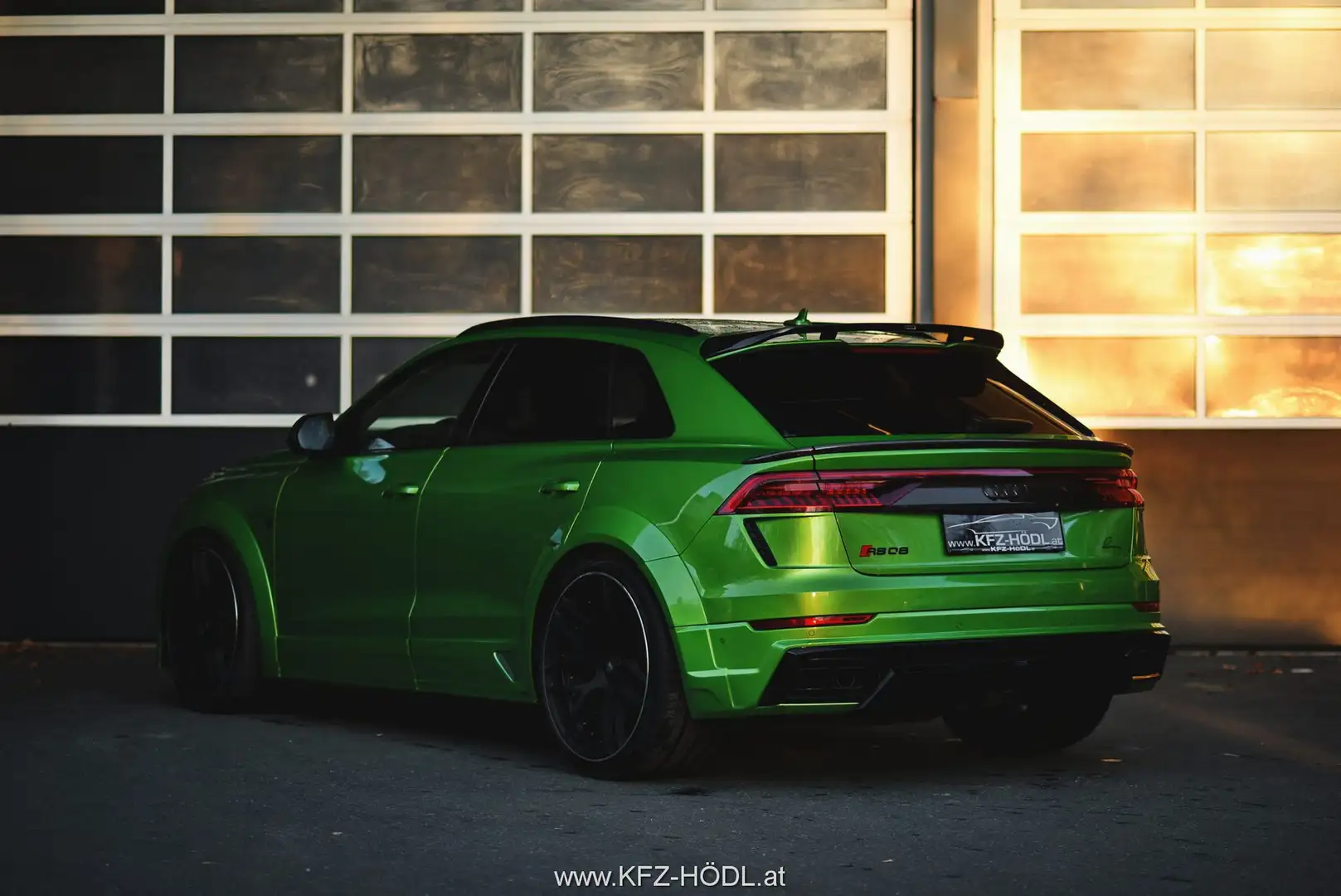 Audi RS Q8 4.0 TFSI quattro LUMMA VEREDELUNG EXP € 133.980,- zelena - 2