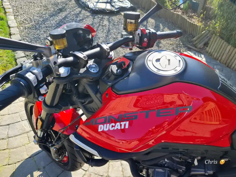 Ducati Monster 937 - foto 4