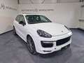 Porsche Cayenne II GTS Aut. Weiß - thumbnail 1