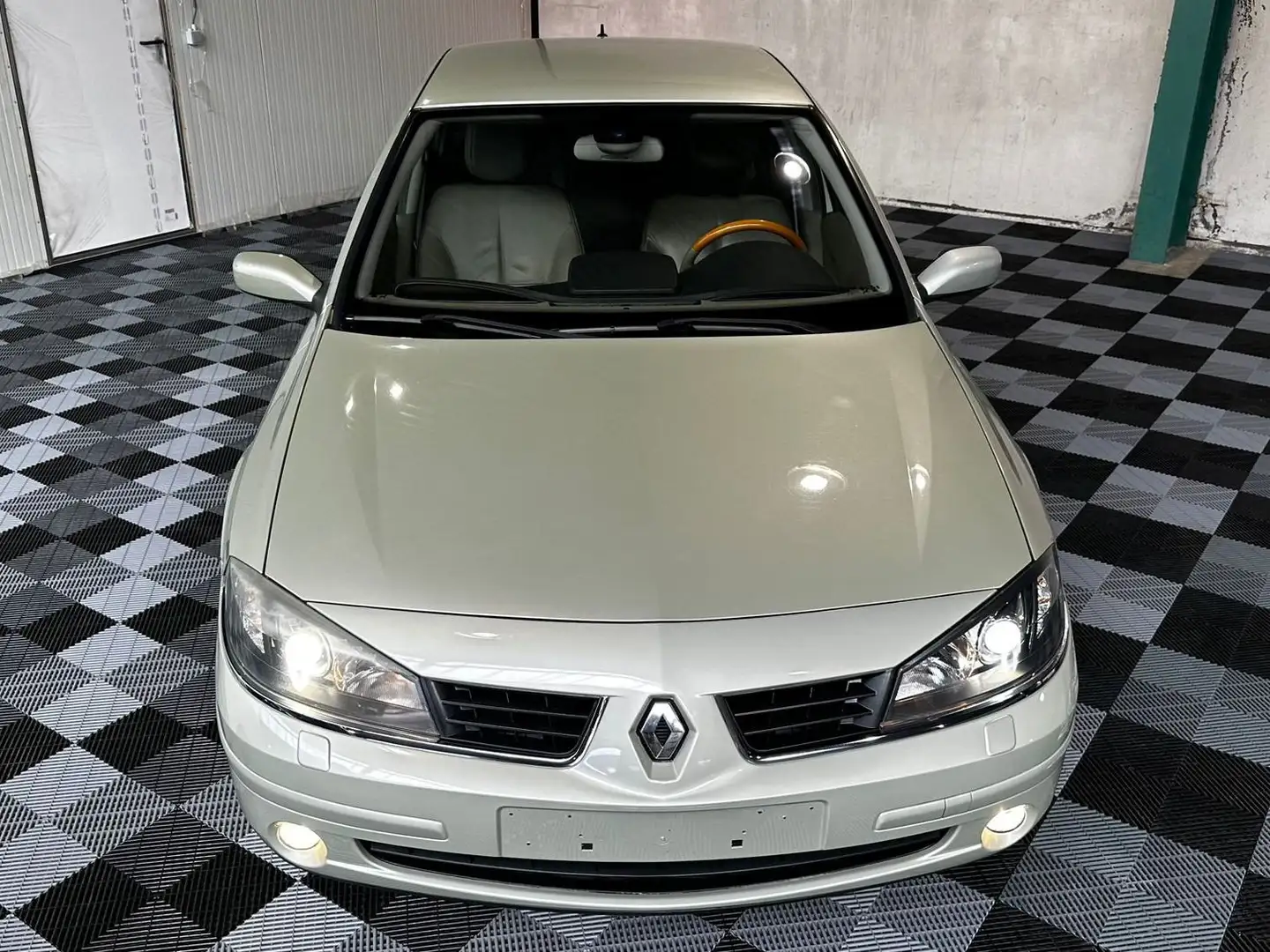 Renault Laguna 2.0 Turbo 16v Initiale Automaat PROBLEEM BOITE Goud - 1