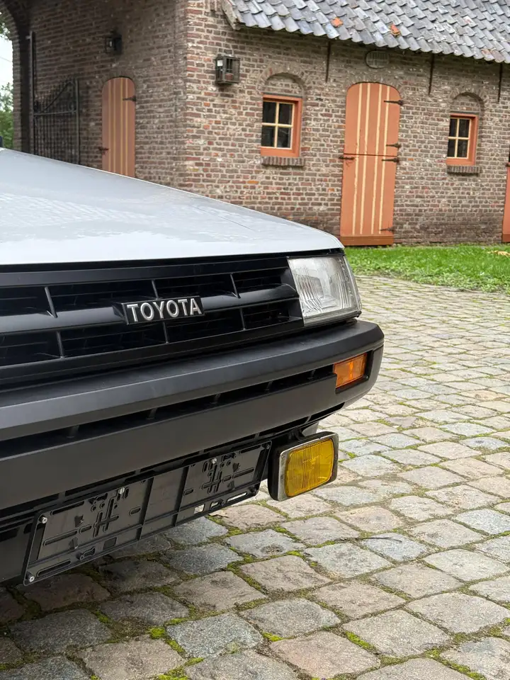 Toyota Corolla 1.3DX Liftback(1986), foto 3