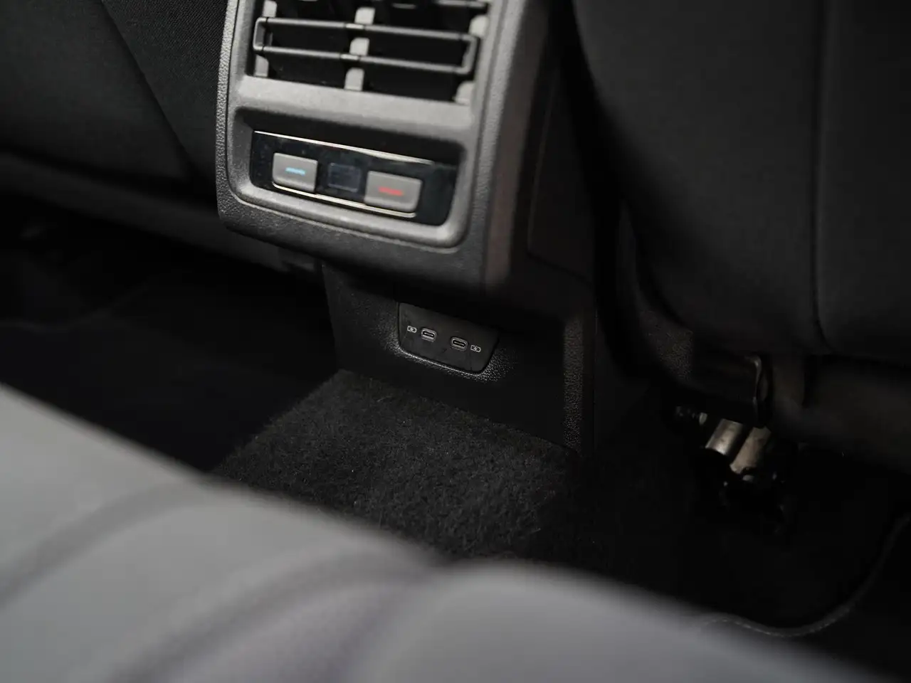 Volkswagen Golf 1.5 eTSI Style DSG 150PK Schuifdak Zondag Op, миниатюра 28