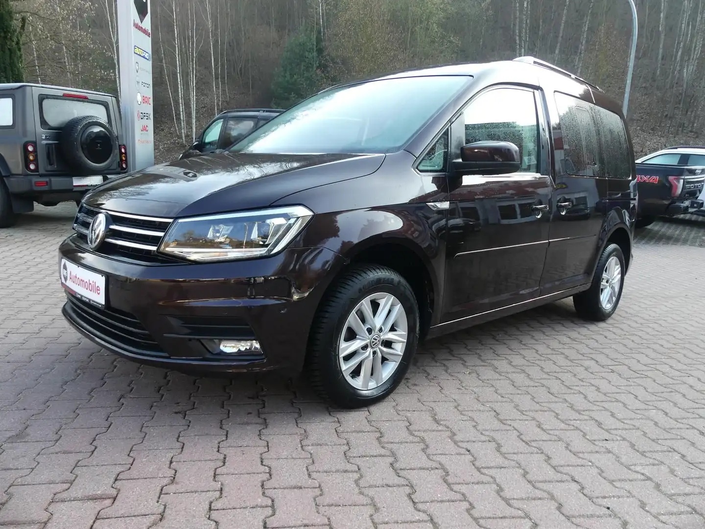 Volkswagen Caddy 2.0 TDI*AHK*SHZ*Klima*LED*PDC*Scheckheft Schwarz - 1