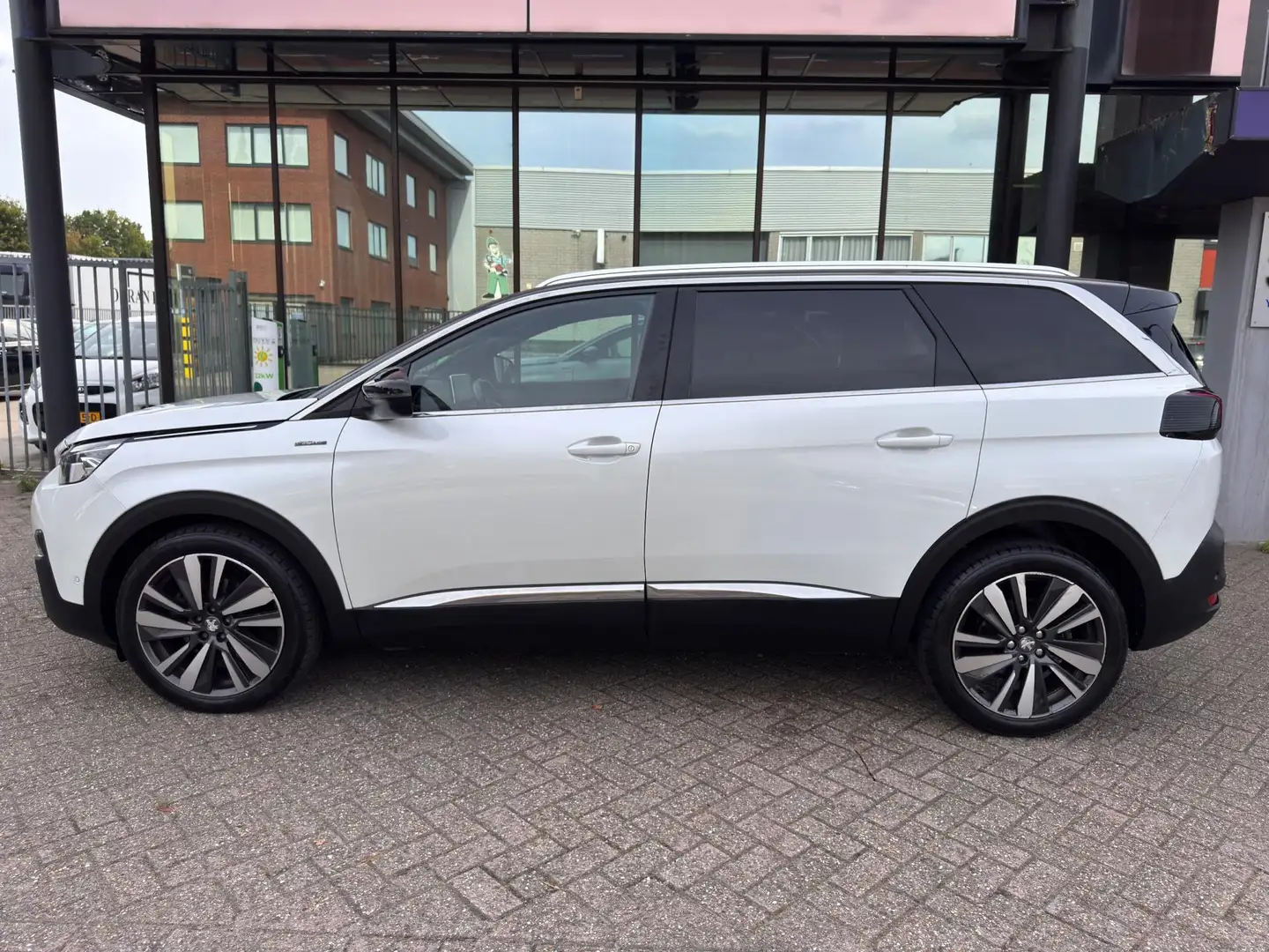 Peugeot 5008 1.2 PureTech GT-Line / 7-pers / Leder bekl. / Navi Blanc - 2