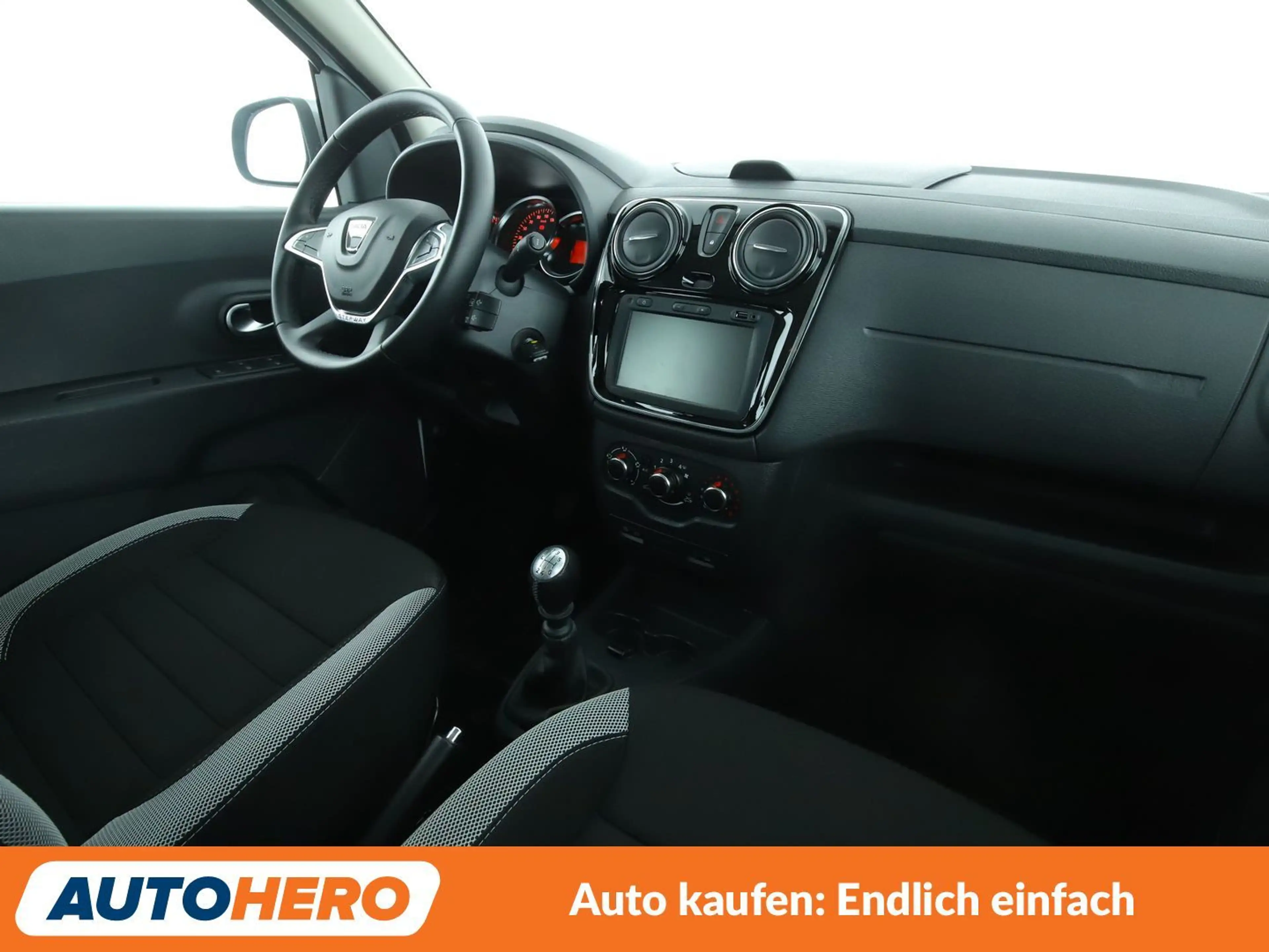 Dacia Lodgy 1.5 Blue dCi Stepway Plus *NAVI*TEMPO*LIM*CAM*PDC* — photo 13