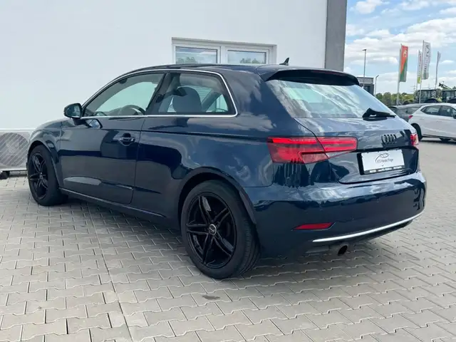 Audi A3 view 5