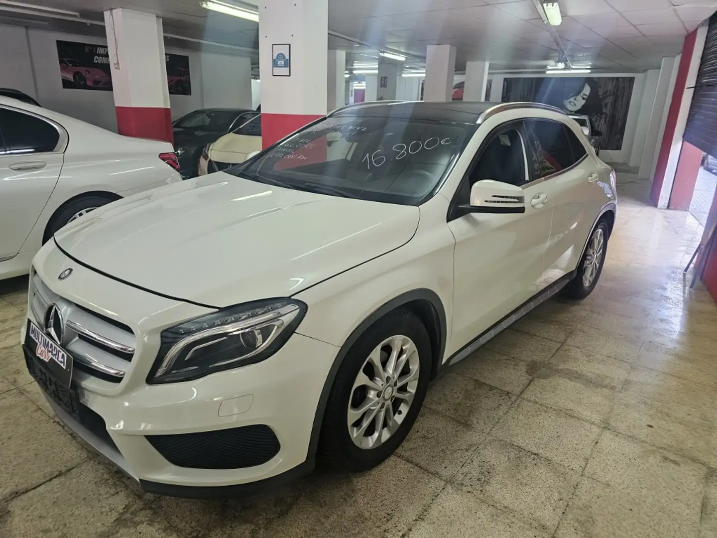 Mercedes-Benz GLA 220 220CDI AMG Line 4Matic 7G-DCT Blanc - 2