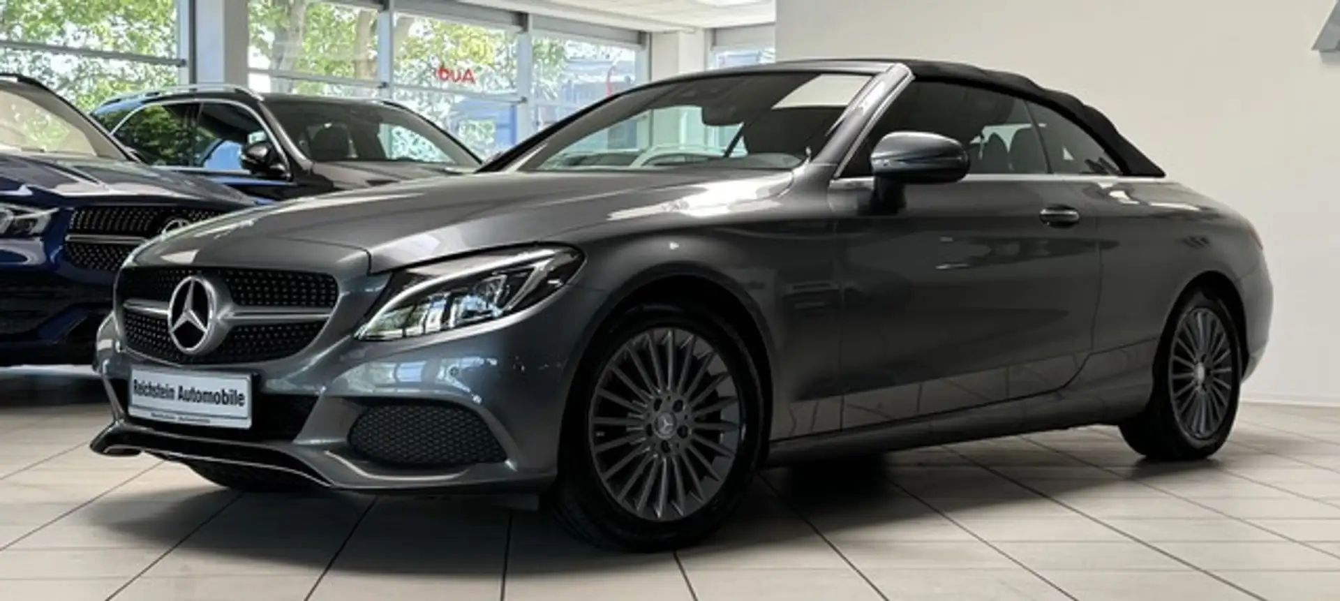 Mercedes-Benz C 180 Cabrio LEDER LED 30 T/KM NAVI PDC Grau - 1