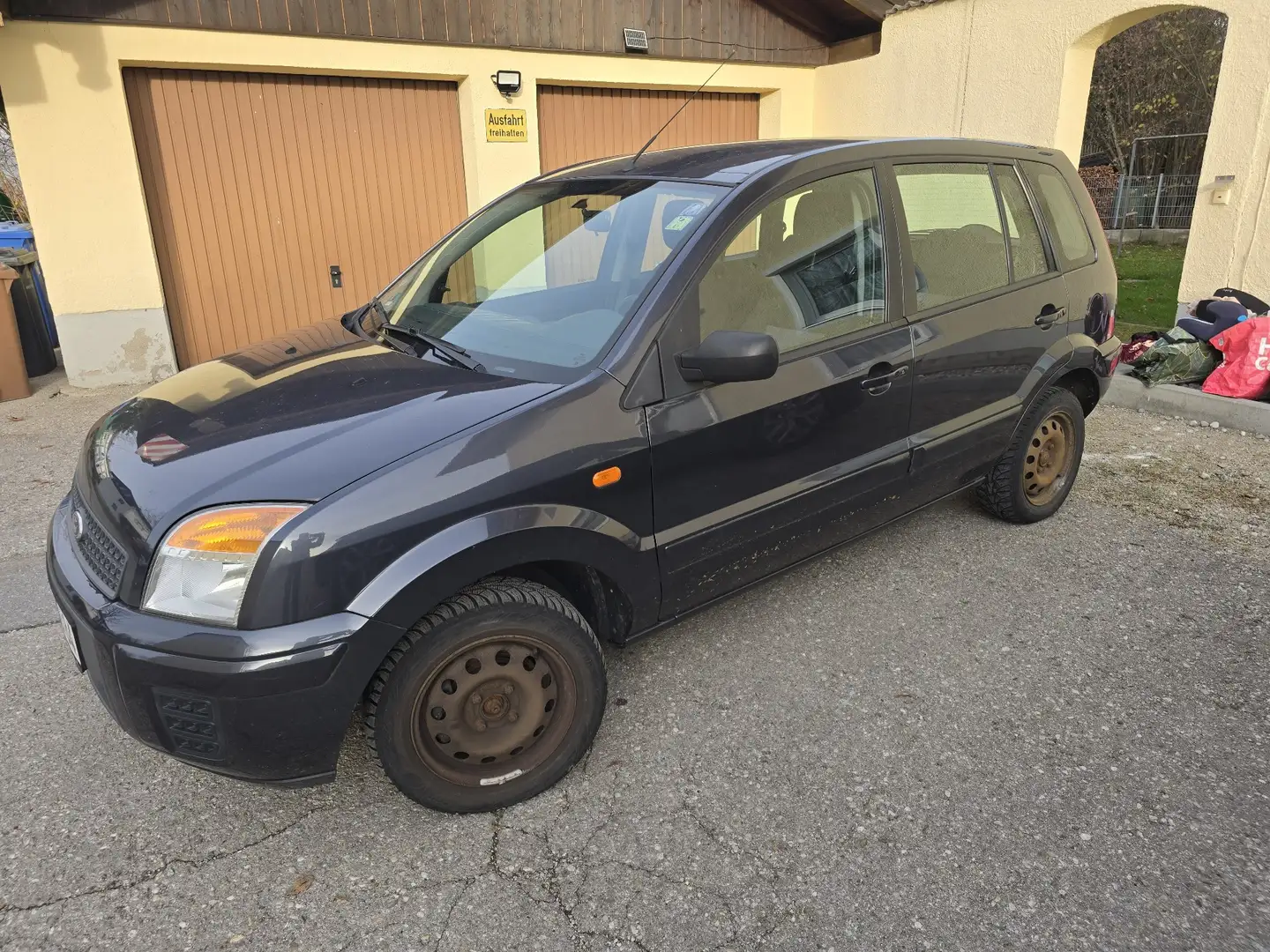 Ford Fusion 1.4 Ambiente - 1