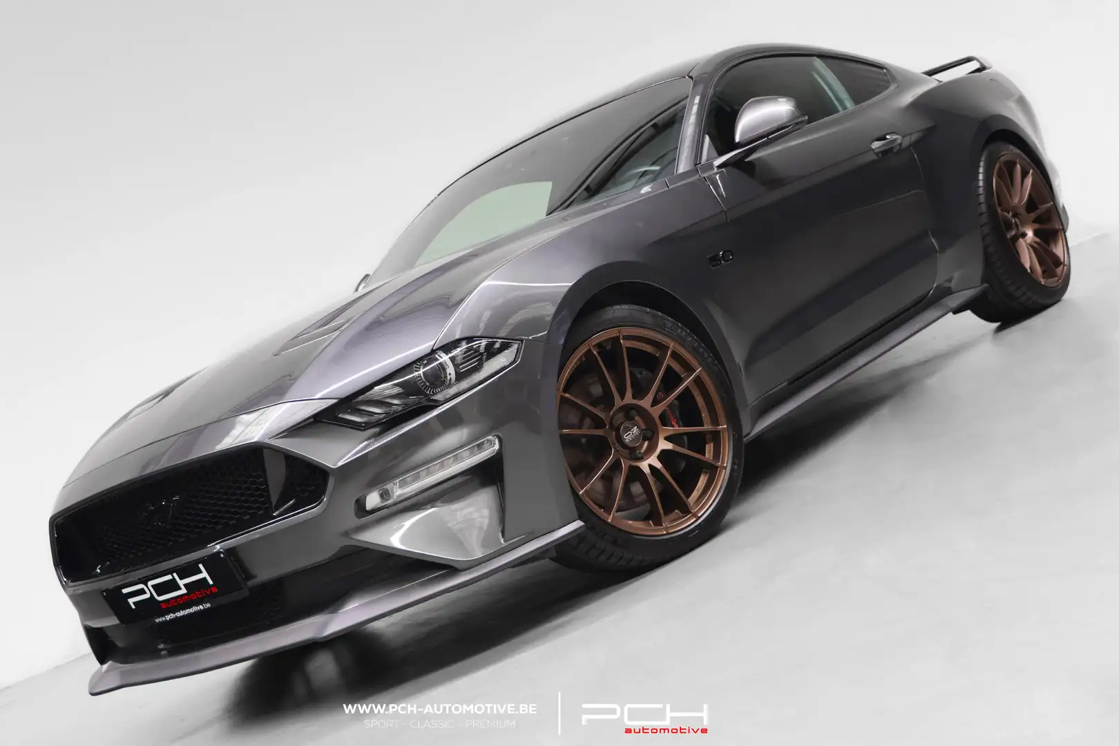 Ford Mustang Fastback 5.0 V8 GT 450cv Aut. - Garantie Ford 2027 Grijs - 1