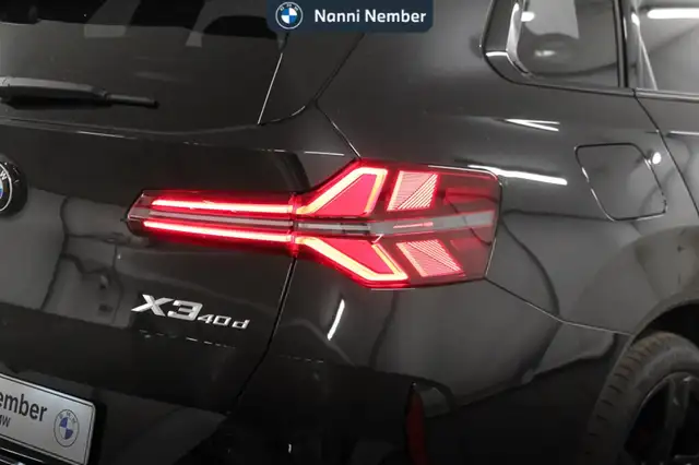 BMW X3 view 6