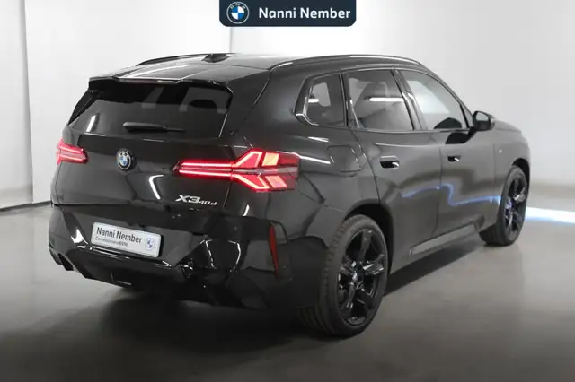 BMW X3 view 3