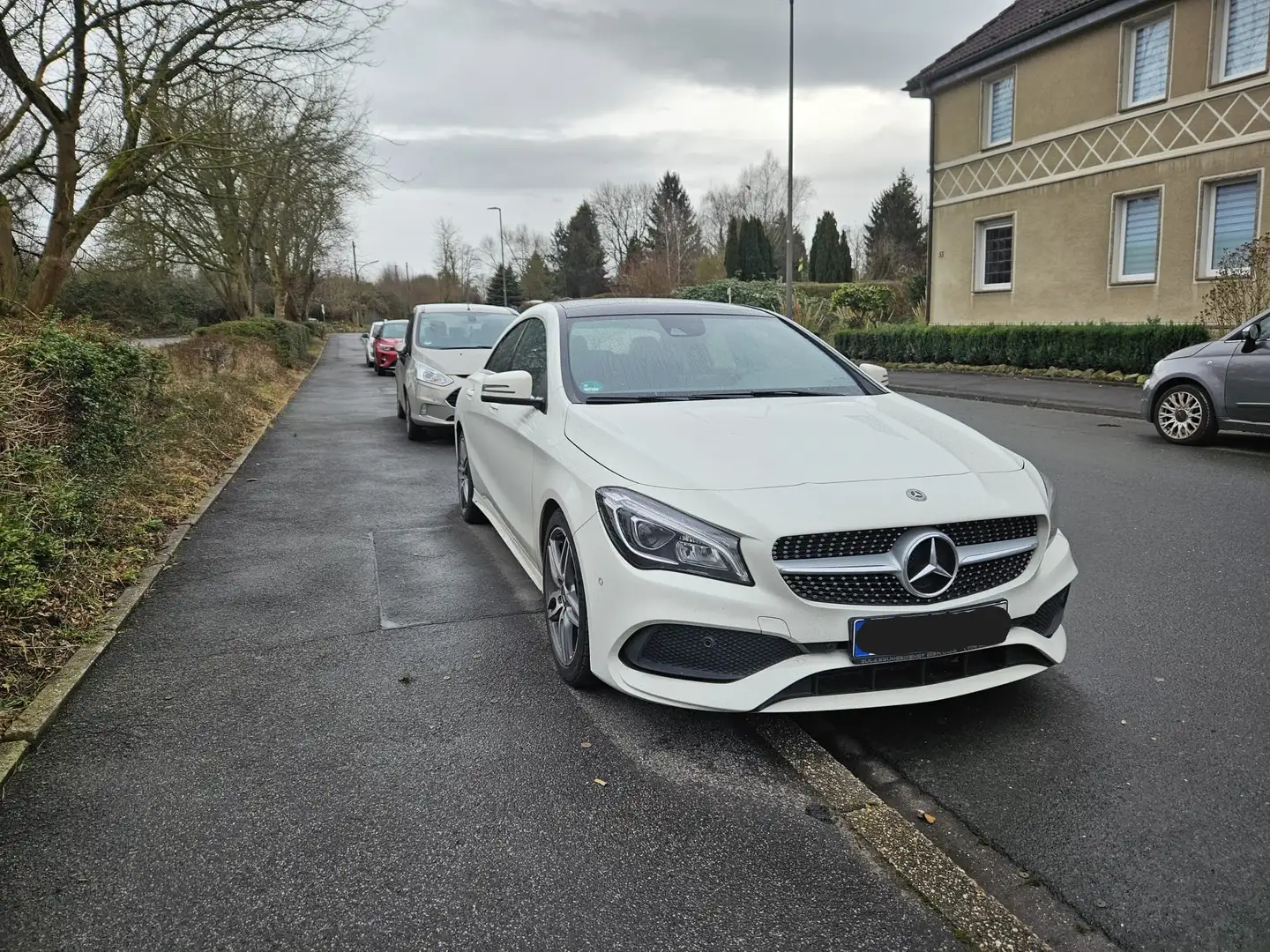 Mercedes-Benz CLA 220 CLA 4Matic 7G-DCT Peak Edition Weiß - 2