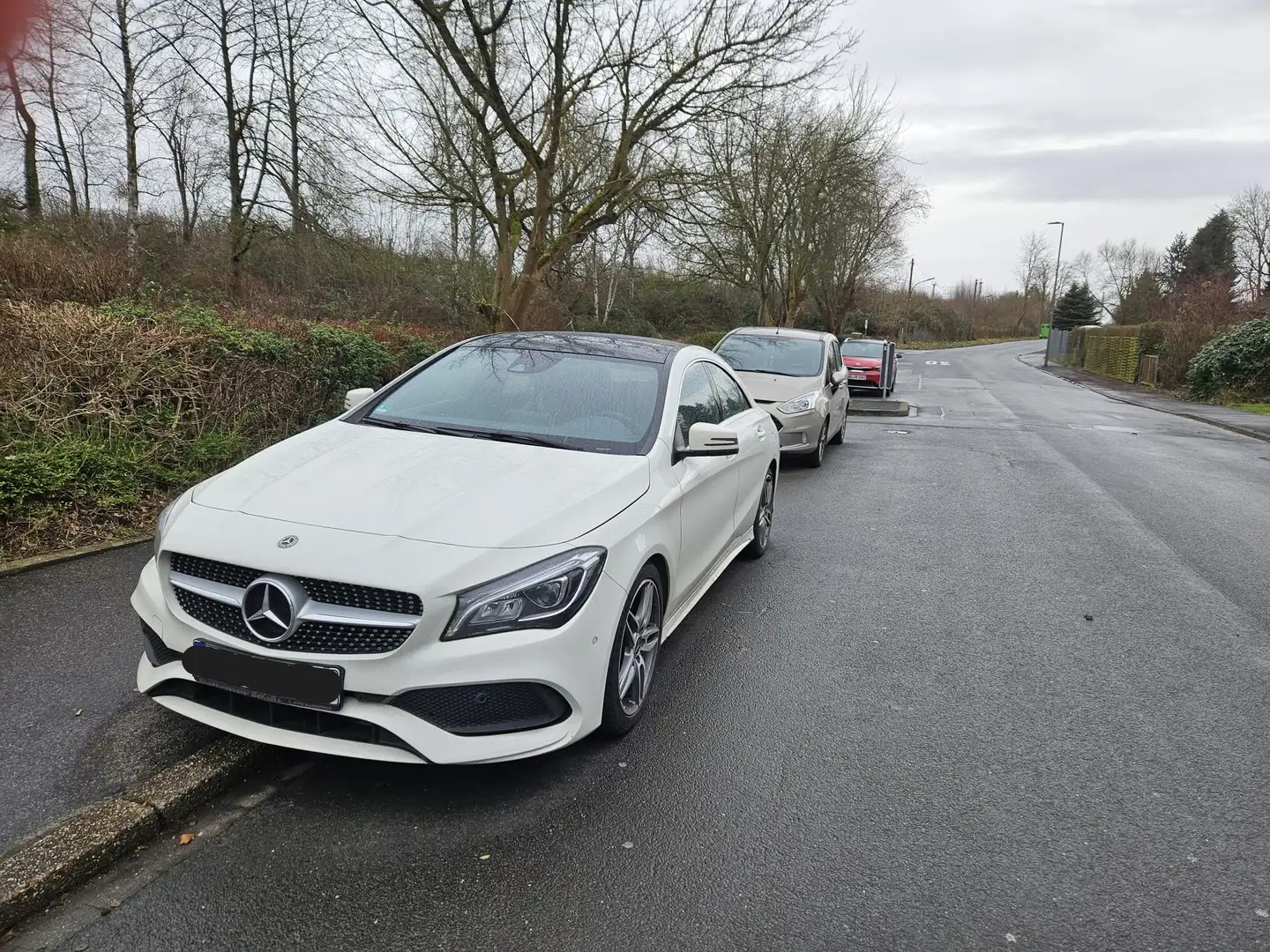 Mercedes-Benz CLA 220 CLA 4Matic 7G-DCT Peak Edition Weiß - 1