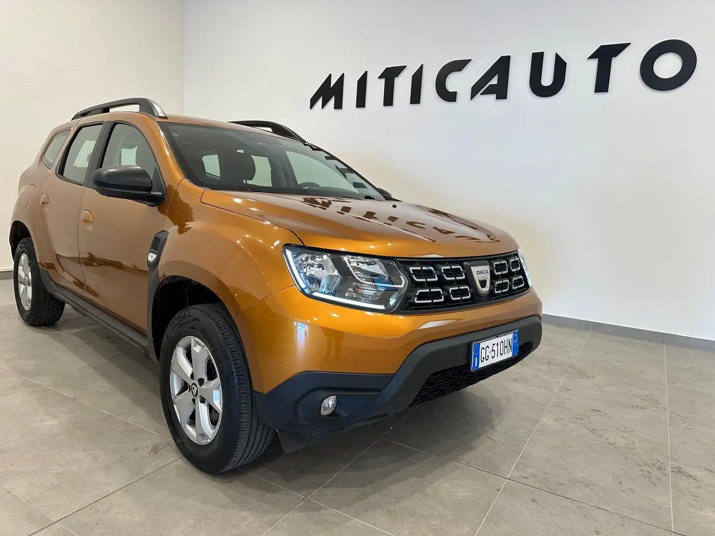 Dacia Duster 1.0 tce Comfort SL DaciaPlus Eco-g 4x2 100cv Бронзовий - 1
