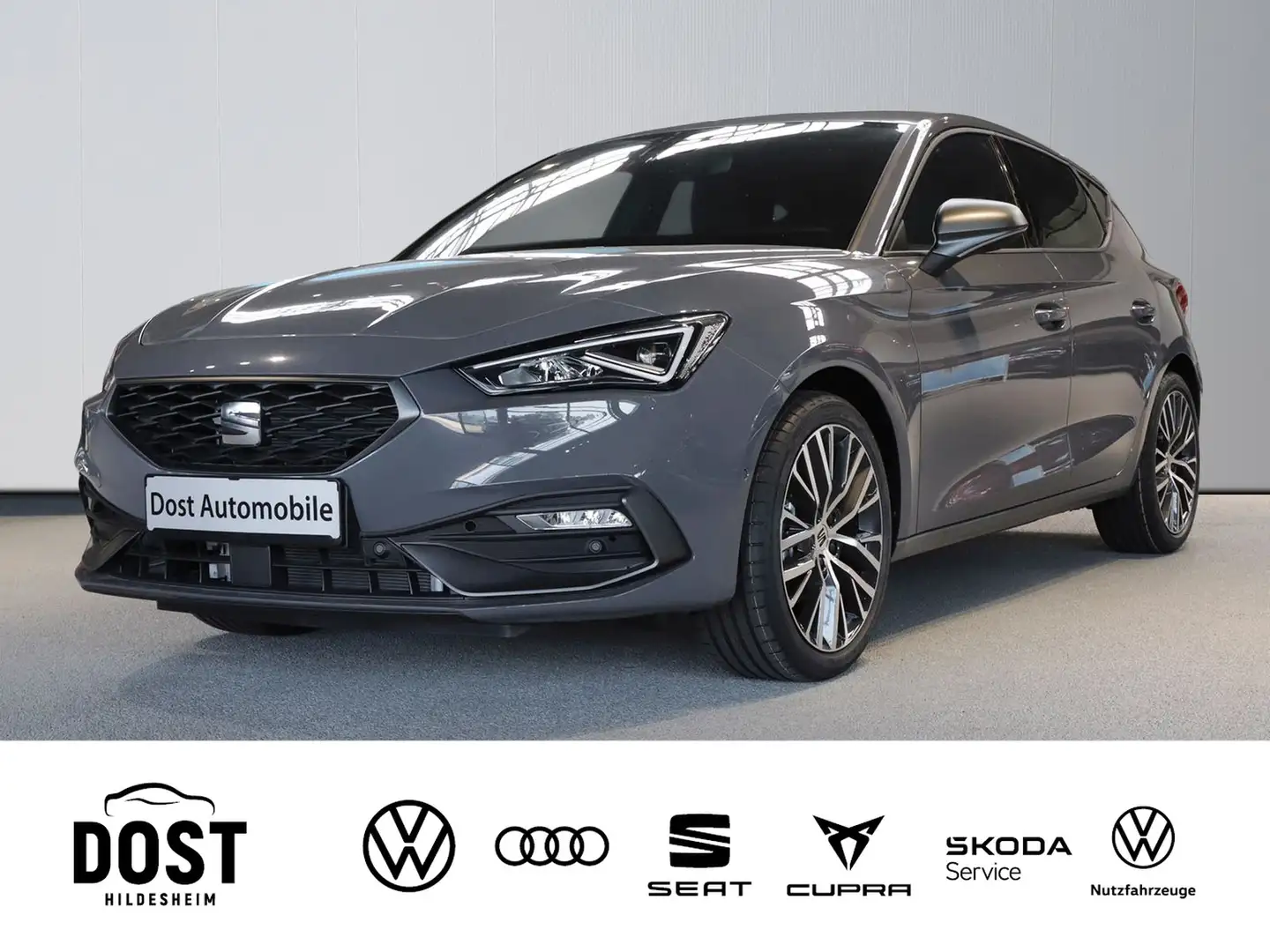 SEAT Leon FR 1.5 eTSI DSG NAVI+LED+KAMERA+PDC+KEYLESS Grau - 1