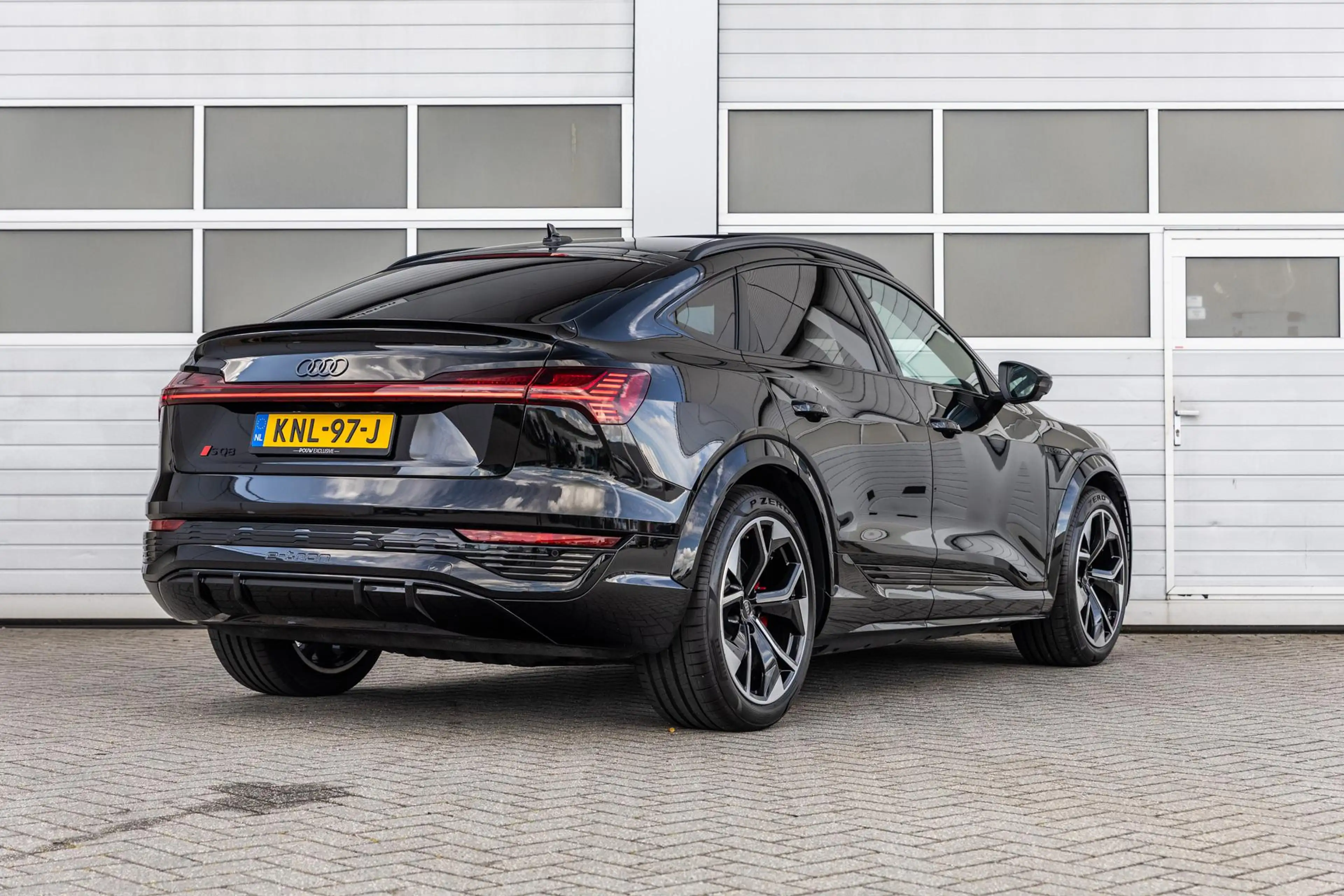 Audi SQ8 e-tron Sportback 503pk quattro 115 kWh | Sportstoelen Plu — photo 2