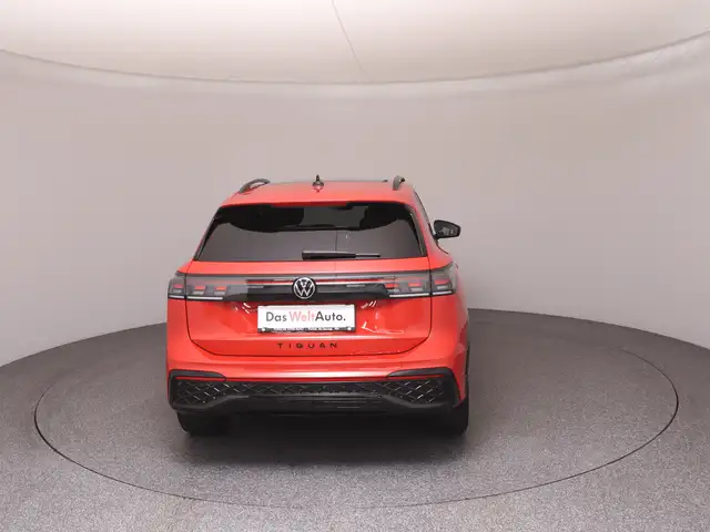 Volkswagen Tiguan view 6