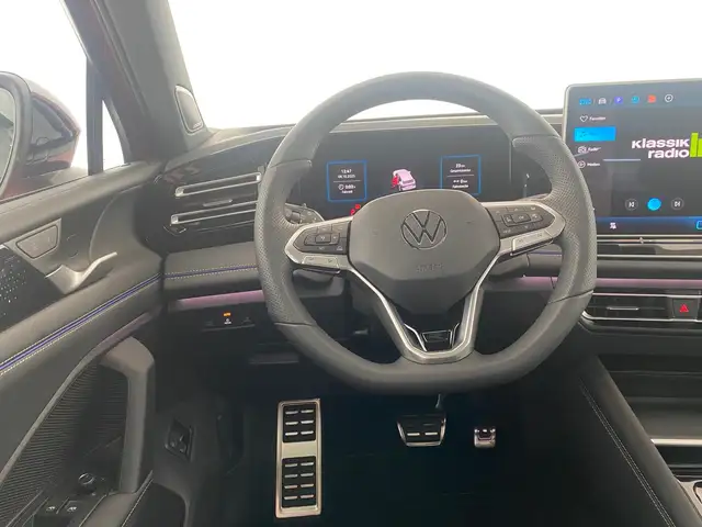 Volkswagen Tiguan view 12