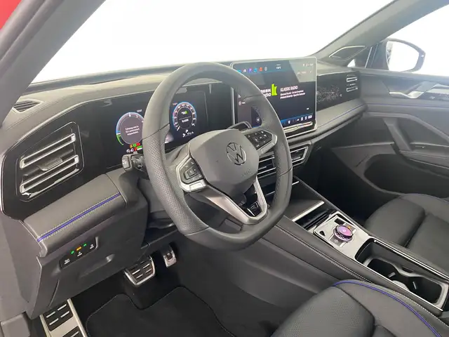 Volkswagen Tiguan view 8