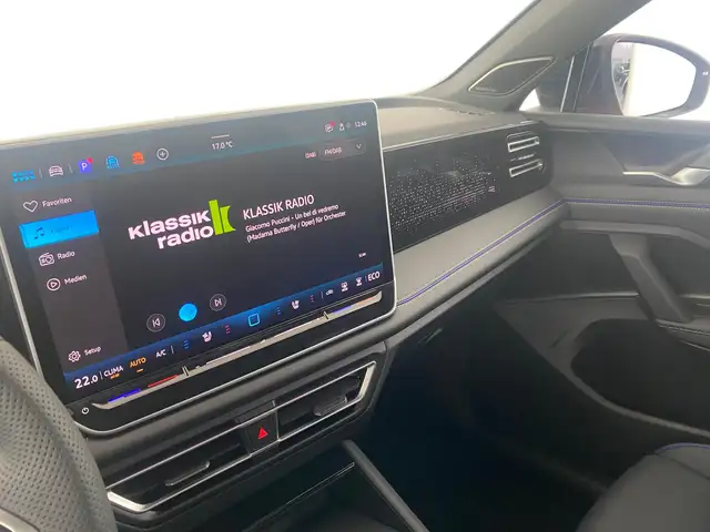 Volkswagen Tiguan view 9