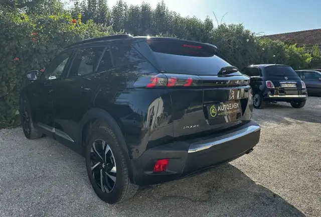 Peugeot 2008 view 3