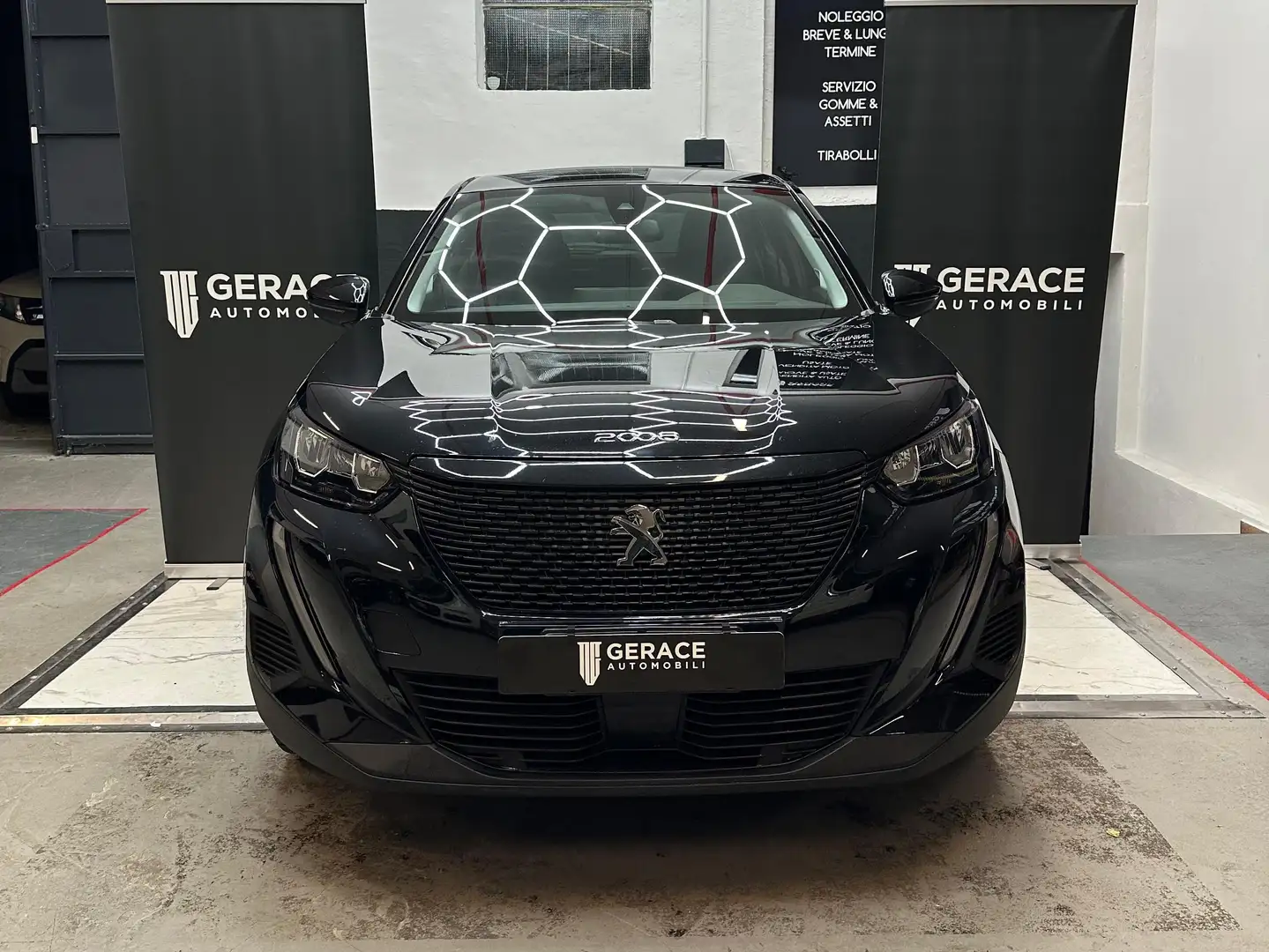 Peugeot 2008 2008 II 2020 1.2 puretech Active Pack s Nero - 2