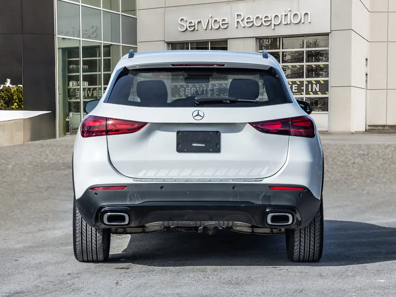 Mercedes-Benz GLA снимка Mercedes-Benz GLA