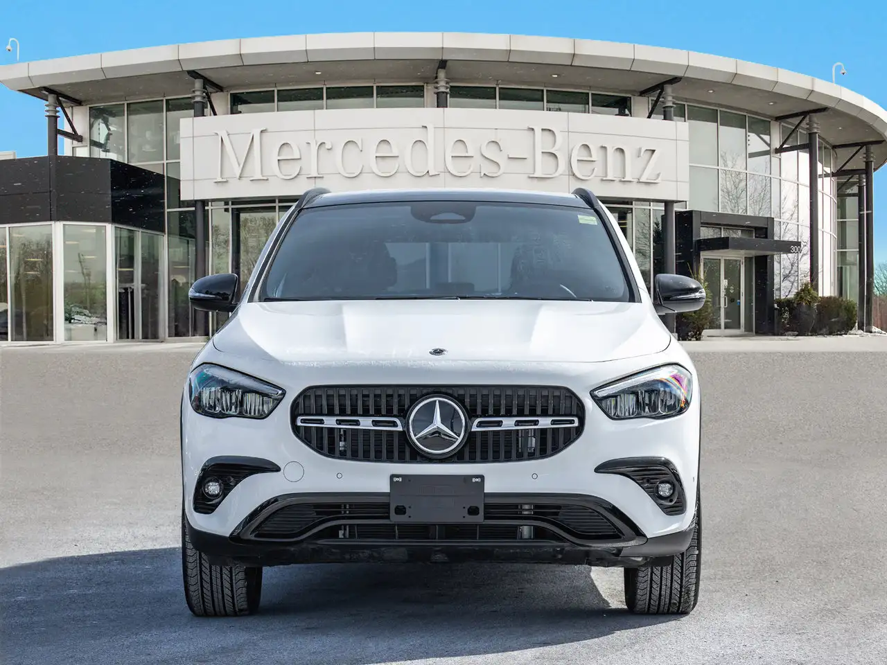 Mercedes-Benz GLA снимка Mercedes-Benz GLA