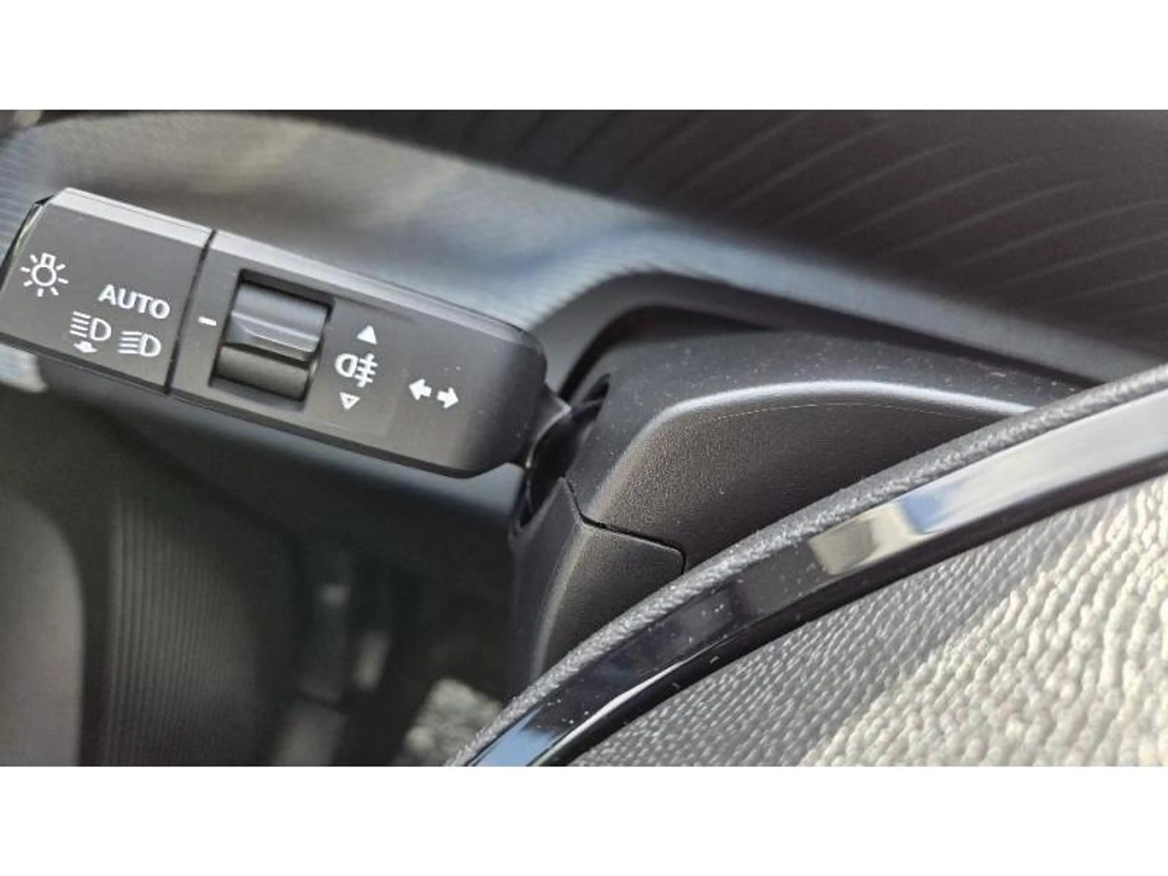 Citroen C3 Aircross Max Mild Hybride  MHEV — photo 8