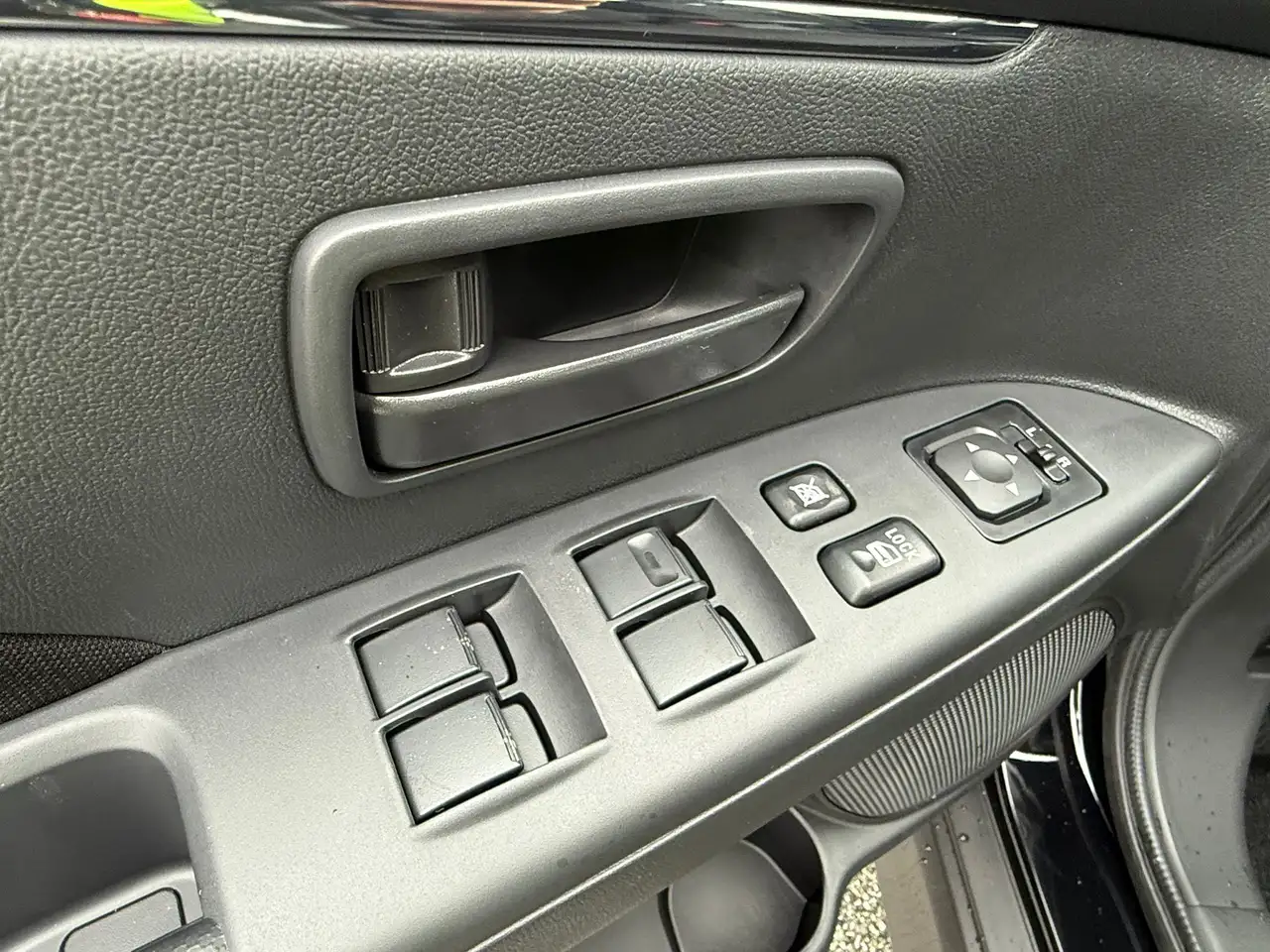 Mitsubishi RVR снимка Mitsubishi RVR