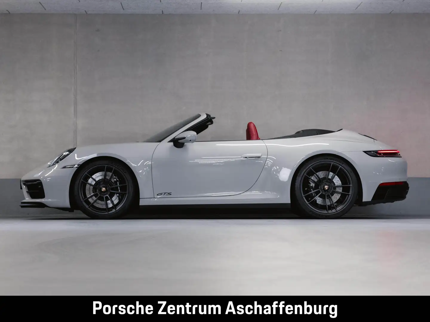 Porsche 992 911 Carrera 4 GTS Liftsystem BOSE Sportsitze Grau - 2