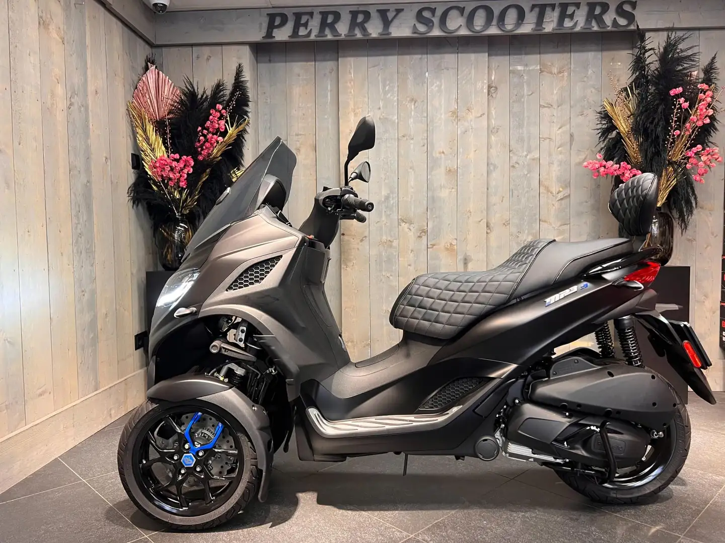 Piaggio MP3 310 Scooter Piaggio Scooter HPE Sport EURO5+ SPECIAL E Zwart - 2