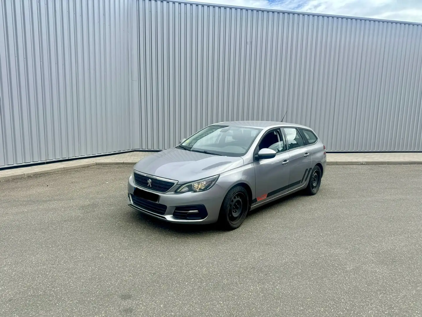 Peugeot 308 308 SW 1.5 BlueHDi Tech Edition (EU6.2) Gris - 1