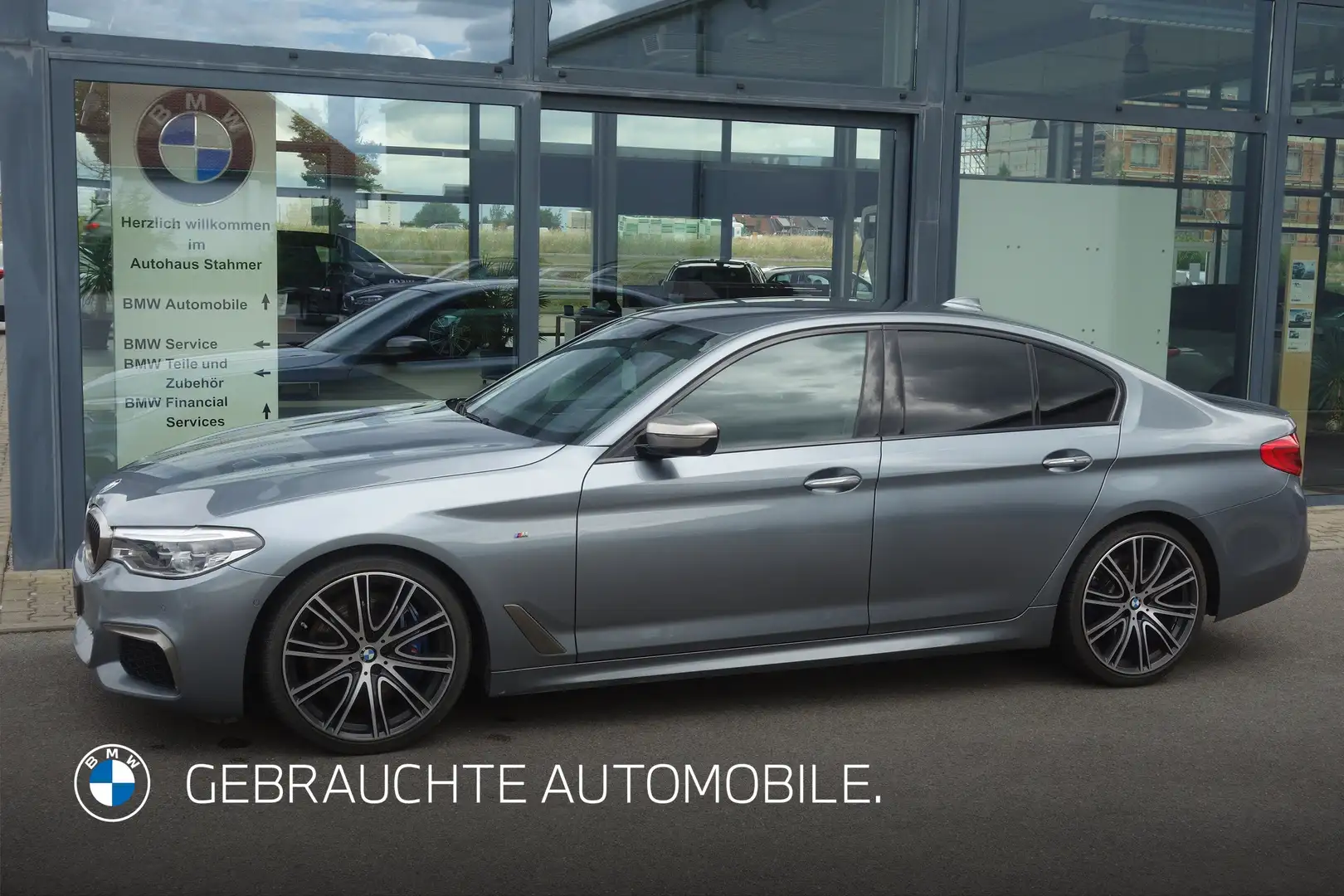 BMW 550 M550i xDrive /Klappergeräusche vom Kolben-Riefen i Grijs - 1