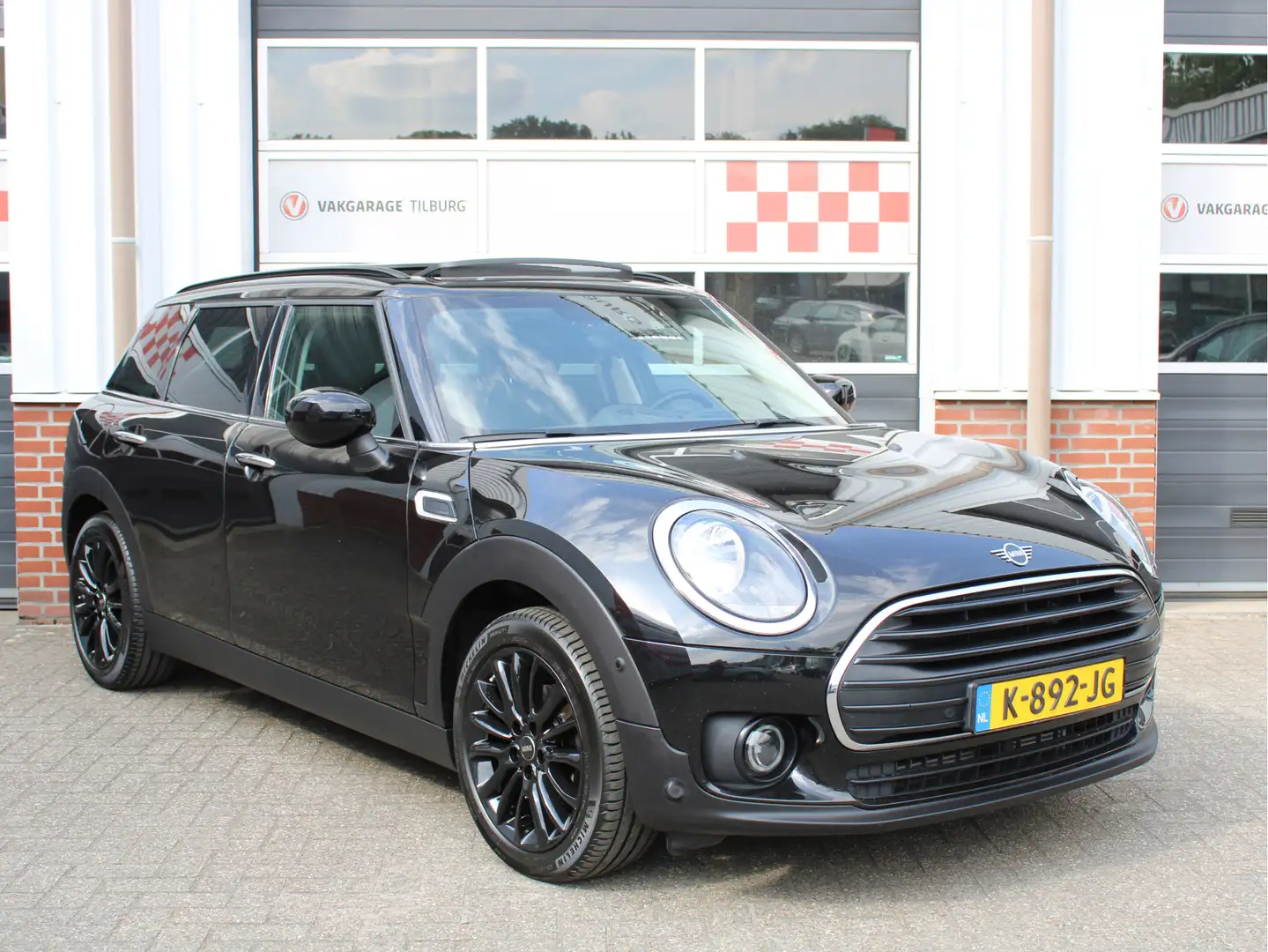 MINI Mini Clubman 1.5 Business 1e Eig/Panoramadak/PDC/C Noir - 2