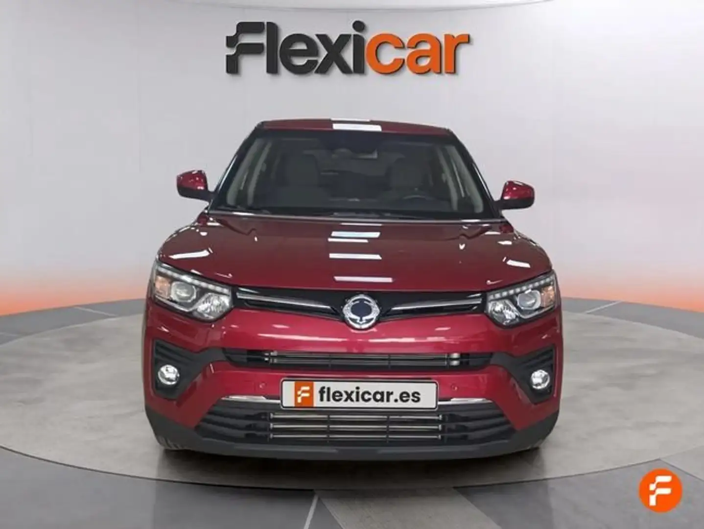 SsangYong Tivoli G15 Urban Plus 4x2 Burdeos - 2