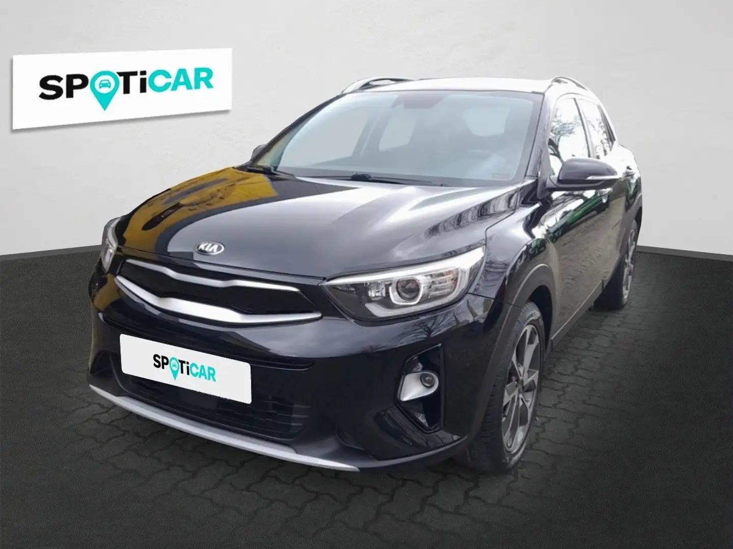 Kia Stonic Spirit Edition Kamera SHZ LRH KliAut Navi Schwarz - 1