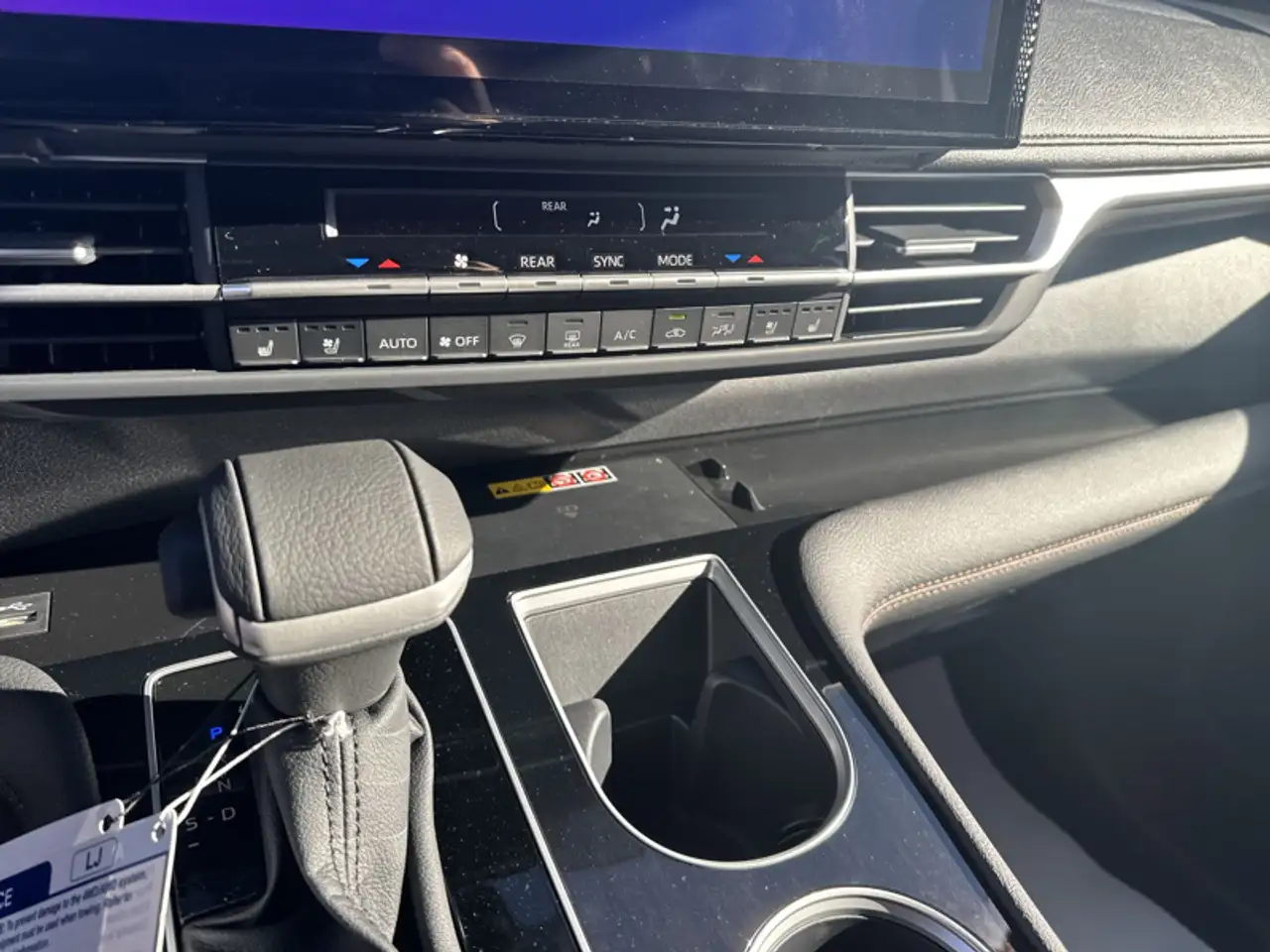 Toyota Sienna снимка Toyota Sienna