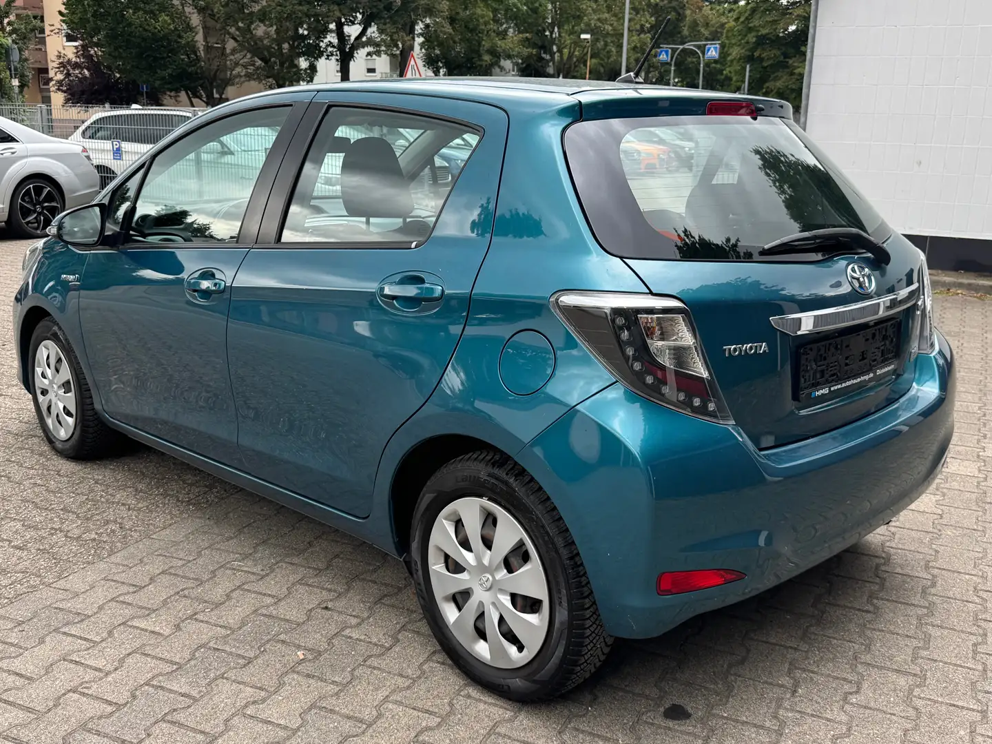 Toyota Yaris Hybrid 1.5 VVT-i Yeşil - 2