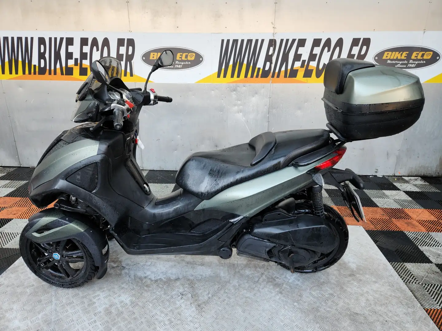 Piaggio MP3 300 Green - 2