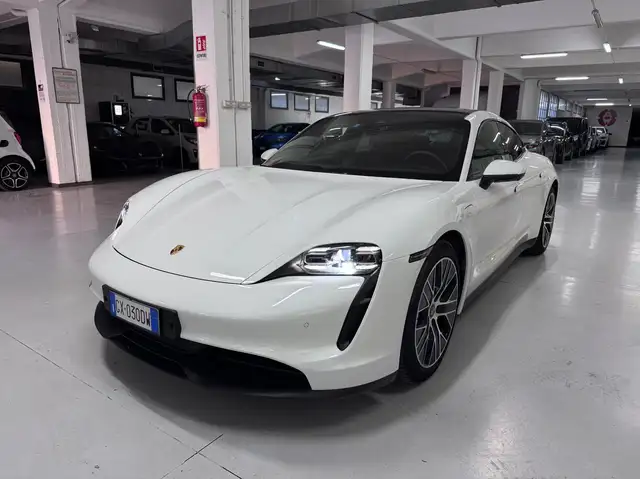 Porsche Taycan 4S Solo 32.000 km pari al nuovo