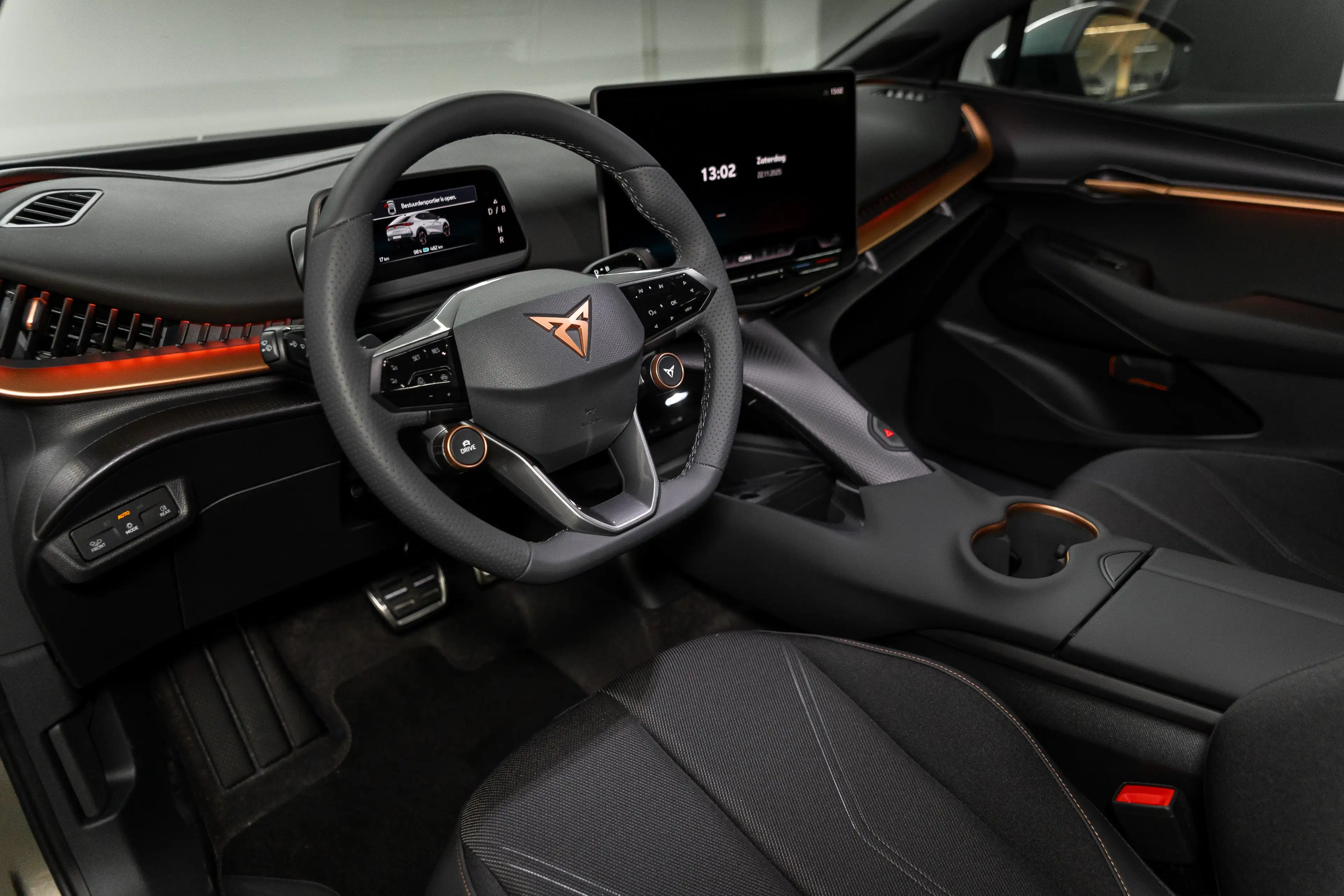 CUPRA Tavascan Business | Achteruitrijcamera | Digitaal instrumen — photo 12