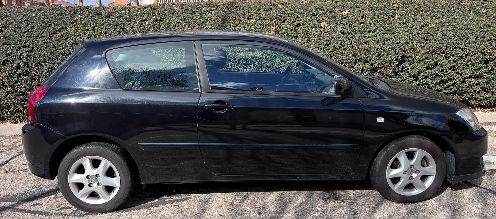 Toyota Corolla 2.0D-4D+Sol Negro - 1