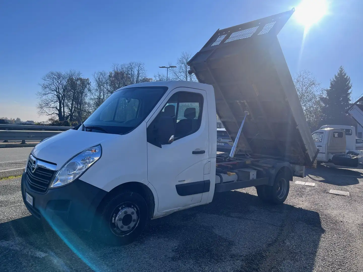 Opel MOVANO Bianco - 2