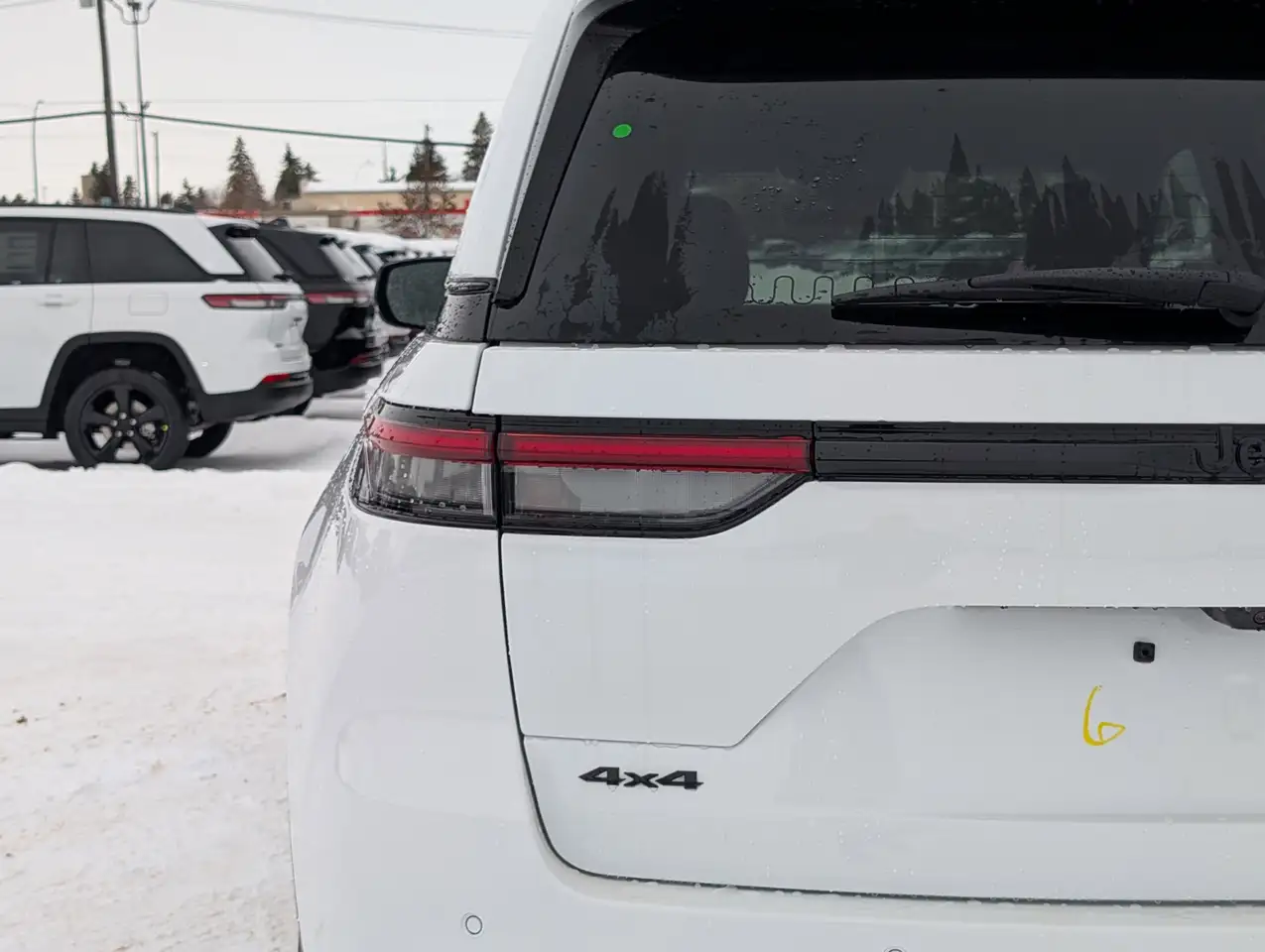 Jeep Grand Cherokee снимка Jeep Grand Cherokee