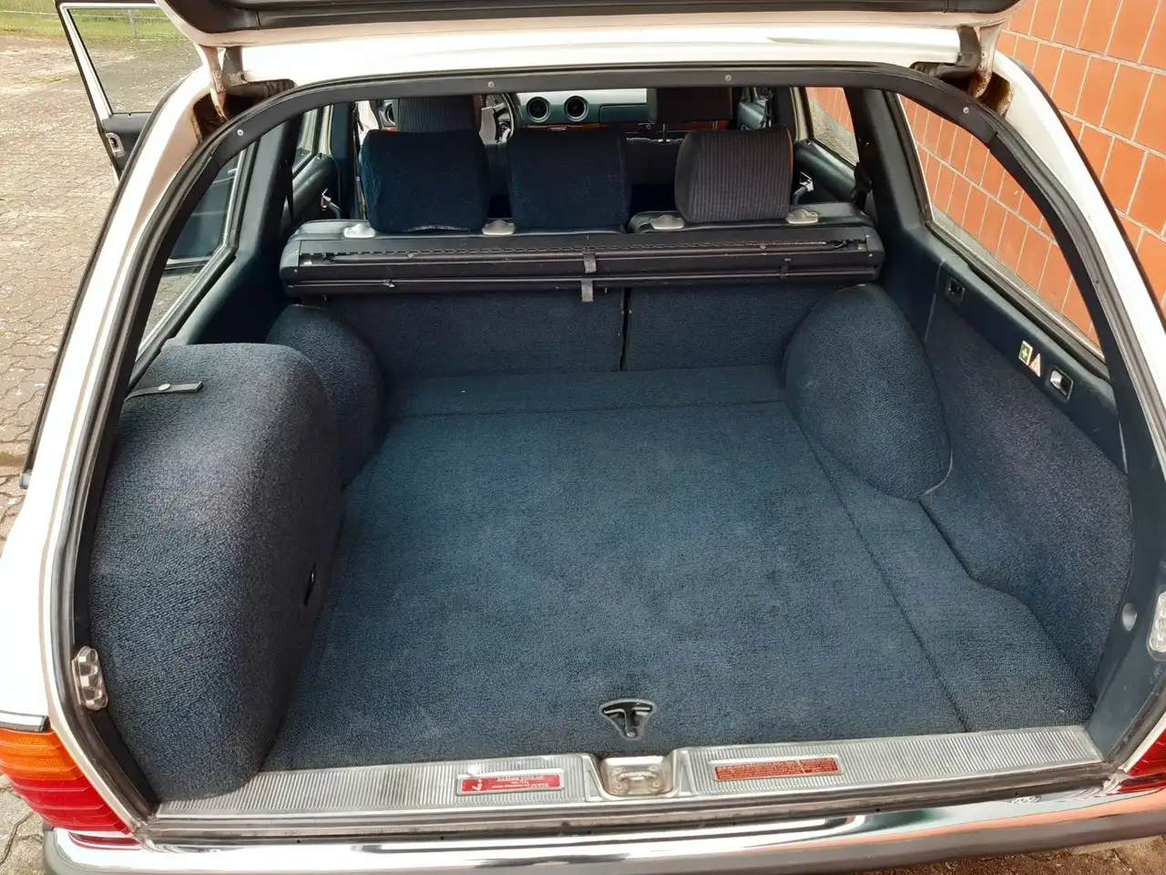 Mercedes-Benz 240 TD - 123 Kombi - traumhafter Zustand, foto 9