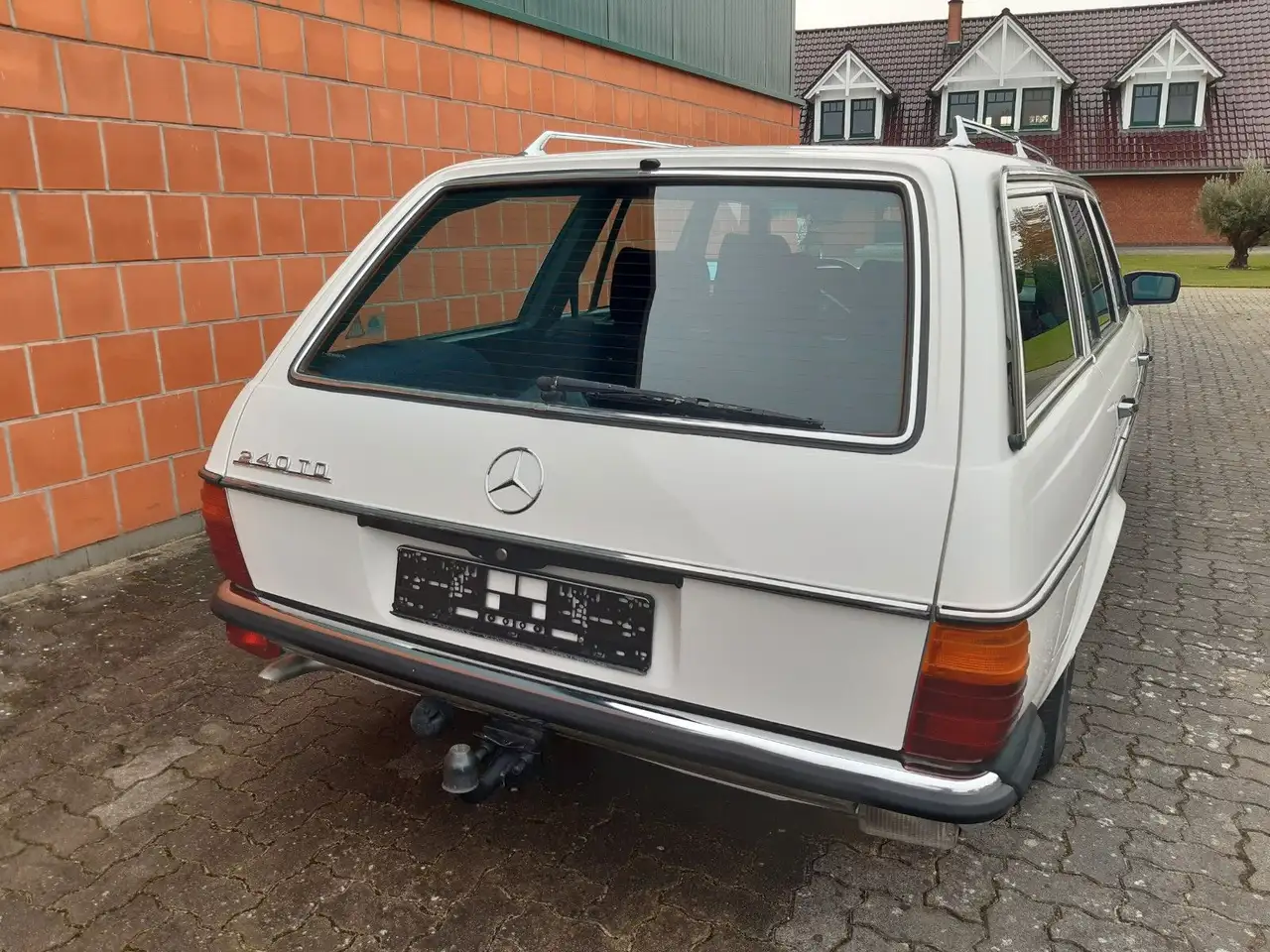Mercedes-Benz 240 TD - 123 Kombi - traumhafter Zustand, foto 12