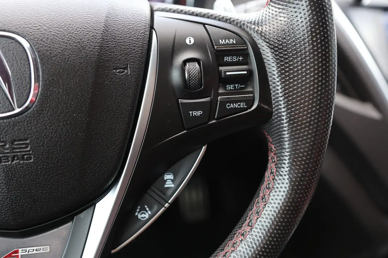 Acura MDX снимка Acura MDX