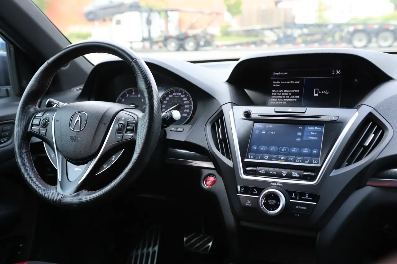 Acura MDX снимка Acura MDX